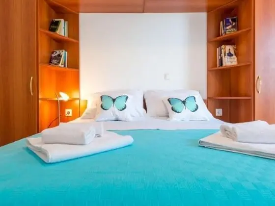 Apart Daire (Two-Bedroom Apartment with Terrace)