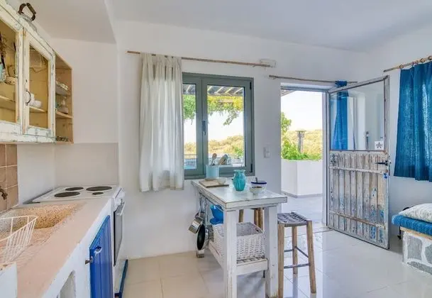 Family Apart Daire, 1 Çift Kişilik Yatak ve Çekyat, Bahçeli (Feel Good Apartment Heraklion)