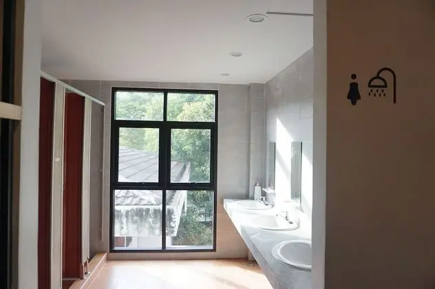4-Bed Mixed Dormitory Room