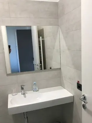 Apart Daire, Birden Çok Yatak, Balkon, Avlu Manzaralı