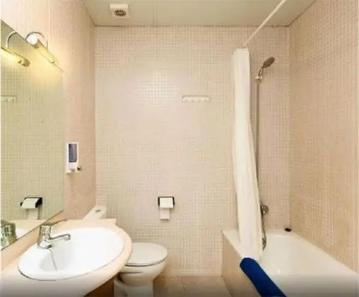 Premium Oda, Ortak Banyo (Balcony)