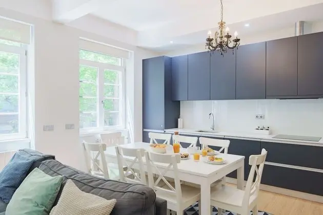 Premium Apart Daire, 2 Yatak Odası, Şehir Manzaralı (Downtown Essence)