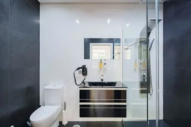 Premium Apart Daire, 2 Yatak Odası, Şehir Manzaralı (Downtown Essence)