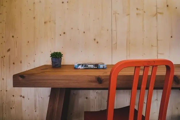 Standard Tek Büyük veya İki Ayrı Yataklı Oda, Bahçe Manzaralı