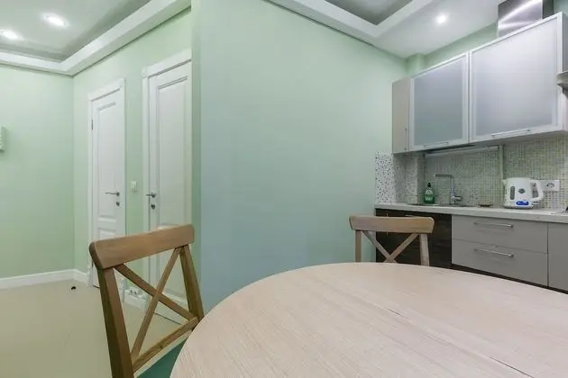 Apart Daire, 2 Yatak Odası (Griboedova 14)