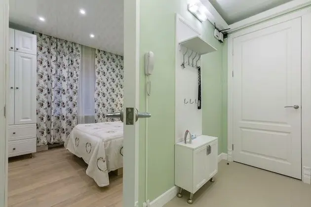 Apart Daire, 2 Yatak Odası (Griboedova 14)