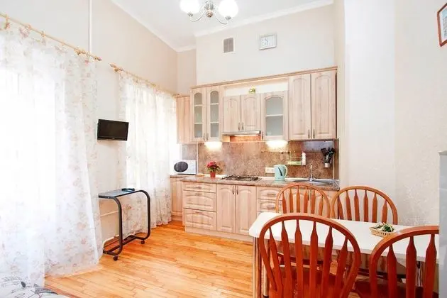 Apart Daire, 1 Yatak Odası (Italyanskaya 37)