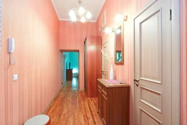 Apart Daire, 1 Yatak Odası (Italyanskaya 37)