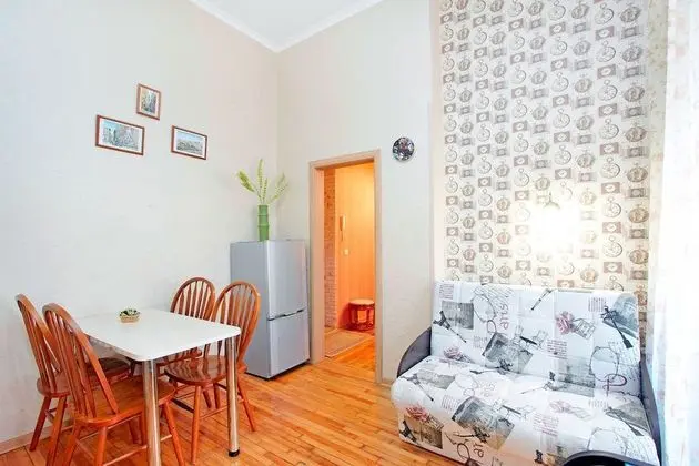 Apart Daire, 1 Yatak Odası (Italyanskaya 37)