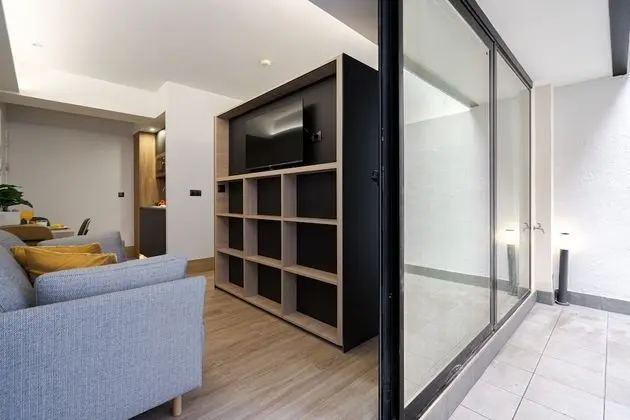 Estudio Planta Baja con Terraza