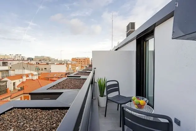 Estudio Superior con Balcón