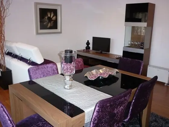 City Apart Daire, 2 Yatak Odası (Purple)