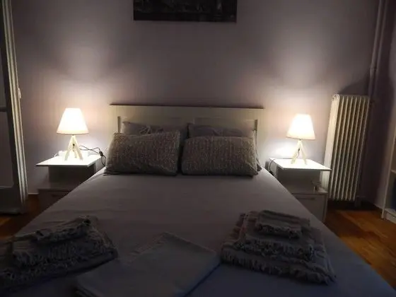 Apart Daire, 1 Büyük (Queen) Boy Yatak