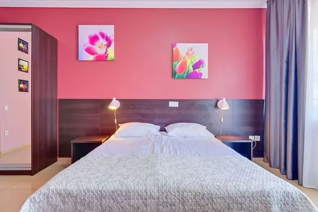 Deluxe Tek Büyük Yataklı Oda, Balkon, Deniz Manzaralı