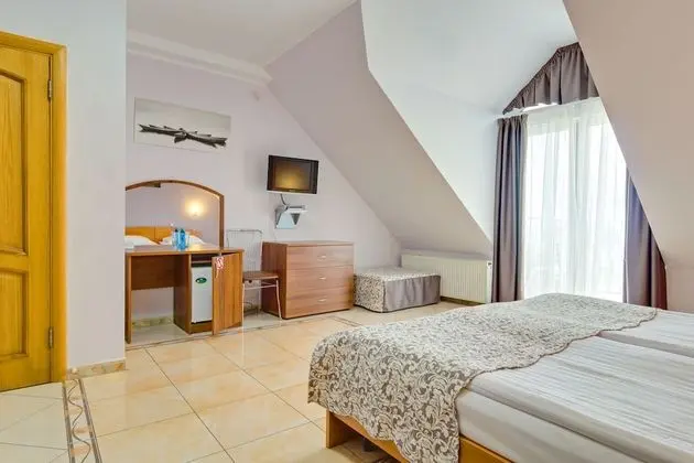 Deluxe Tek Büyük Yataklı Oda, Balkon, Deniz Manzaralı