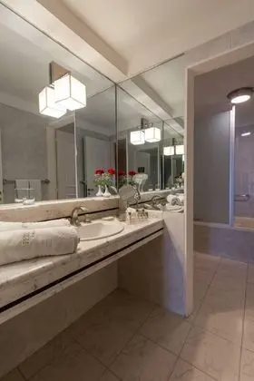 Premier Suite Superior