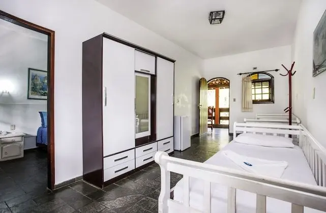 Suite Familia Cama Casal+2 Bicamas