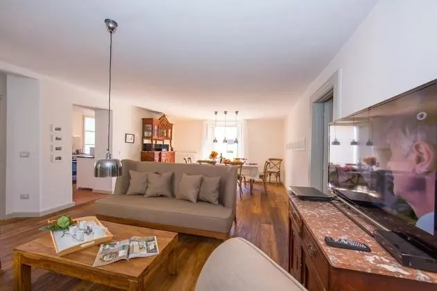 Family Sıra Ev, Birden Çok Yatak, 2 Banyolu, Göl Kenarı (Felice sul Lago)