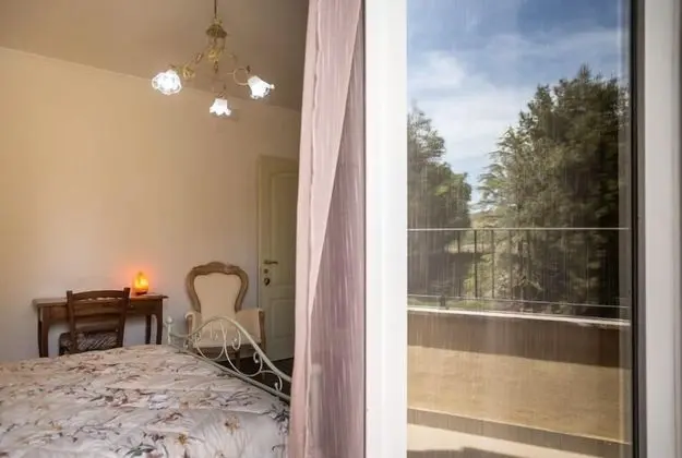 Tek Büyük Yataklı Oda, Bahçe Manzaralı