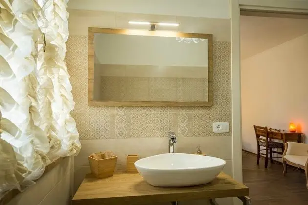 Tek Büyük Yataklı Oda, Bahçe Manzaralı