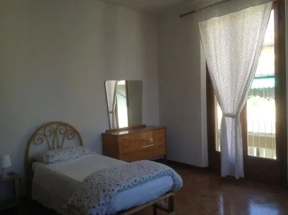 Apart Daire, 2 Yatak Odası, Sigara İçilmez (small felicita)