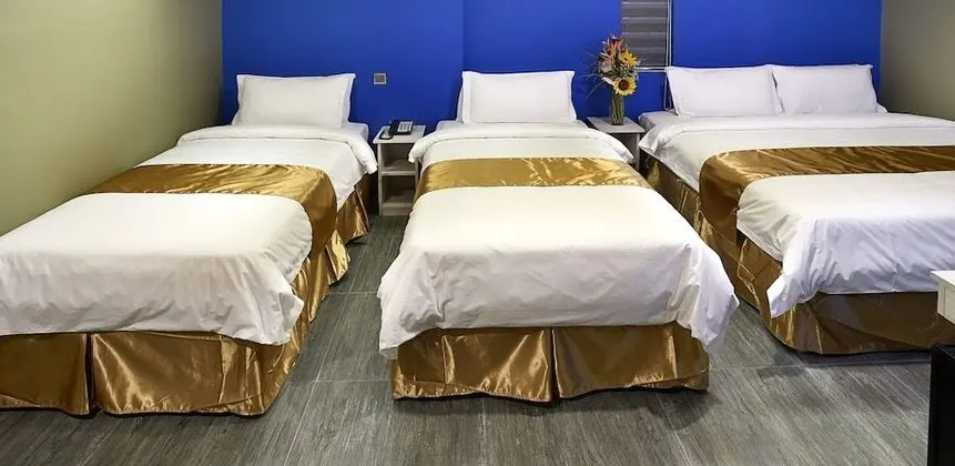 Deluxe Queen