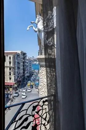 Standart Oda, Şehir Manzaralı