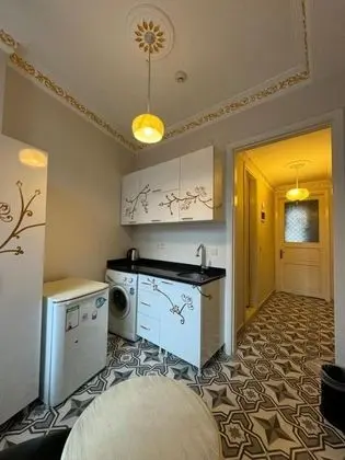 https://images.odamax.com/img/1024x768/odamax/image/upload/Felicity_Palace_Sirkeci_202604201039405_5_1.jpeg