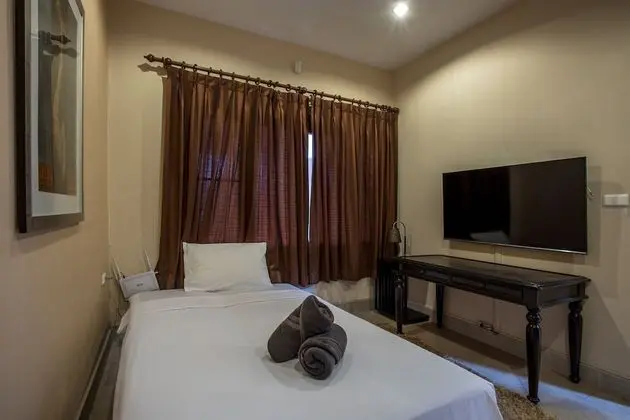 5-bedroom Villa with Private Pool