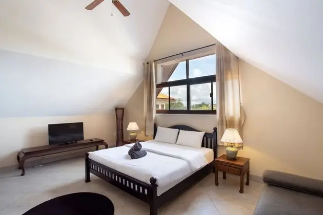 5-bedroom Villa with Private Pool