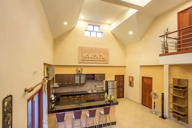 5-bedroom Villa with Private Pool