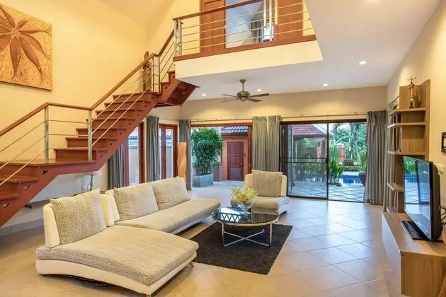 5-bedroom Villa with Private Pool