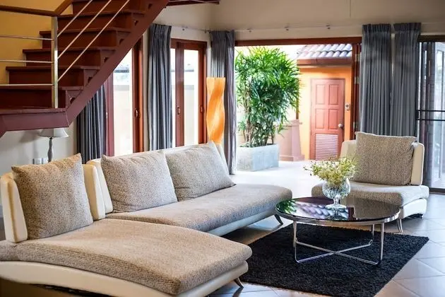 5-bedroom Villa with Private Pool