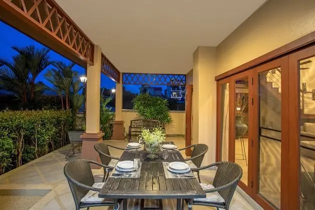 5-bedroom Villa with Private Pool