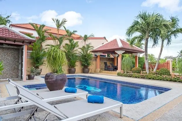 5-bedroom Villa with Private Pool