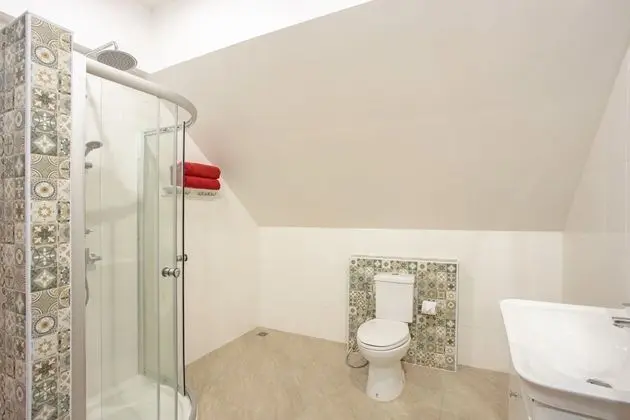 5-bedroom Villa with Private Pool