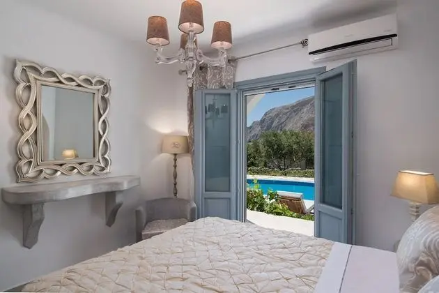 Villa (Gregoire)