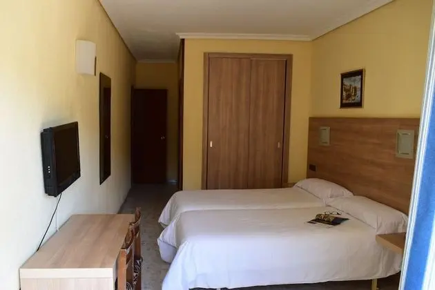 Standard Tek Büyük veya İki Ayrı Yataklı Oda, Dağ Manzaralı