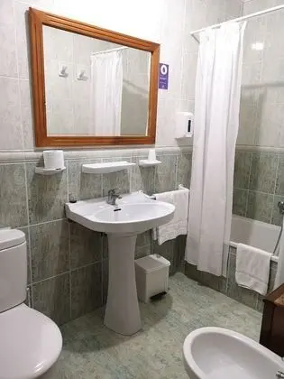 Standard Tek Büyük veya İki Ayrı Yataklı Oda, Dağ Manzaralı