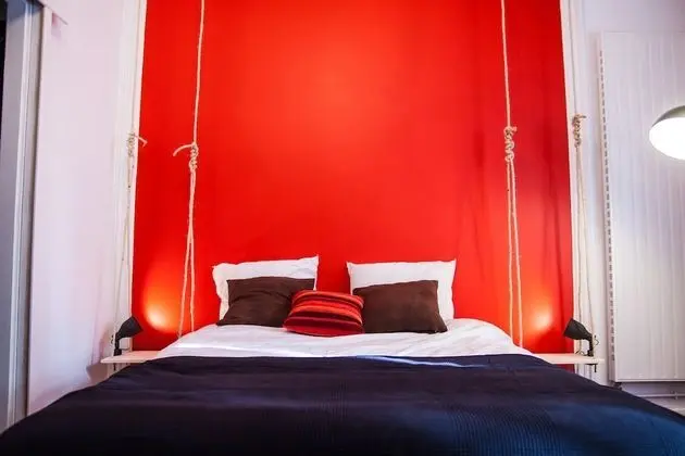 Comfort Tek Büyük Yataklı Oda, Özel Banyo, Bahçe Manzaralı (Guignol)