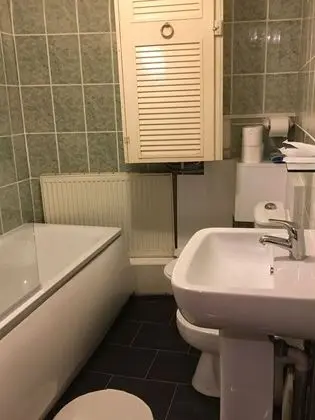 Apart Daire, Özel Banyo (3B)