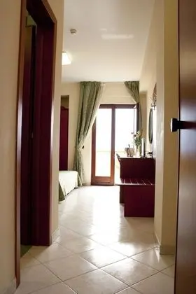 Dört Kişilik Oda, Balkon