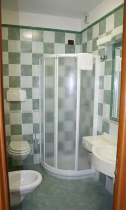 Üç Kişilik Oda, Balkon