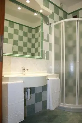 Üç Kişilik Oda, Balkon