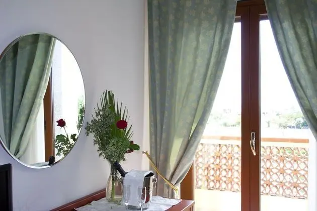 Üç Kişilik Oda, Balkon