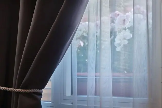 Basic Oda, 1 En Büyük (King) Boy Yatak, Sigara İçilmez, Şehir Manzaralı