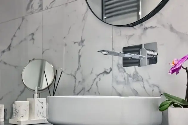 Superior Oda, 1 En Büyük (King) Boy Yatak ve Çekyat, Sigara İçilmez, Şehir Manzaralı