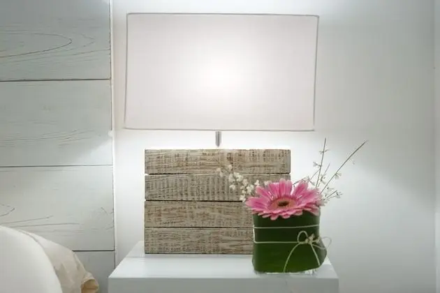 Classic Tek Büyük Yataklı Oda, 1 Büyük (Queen) Boy Yatak, Sigara İçilmez, Banyolu/Duşlu