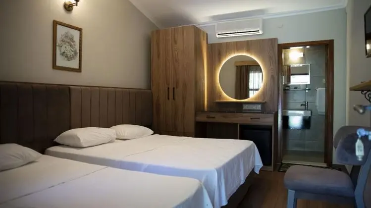 Triple, Orman Manzaralı