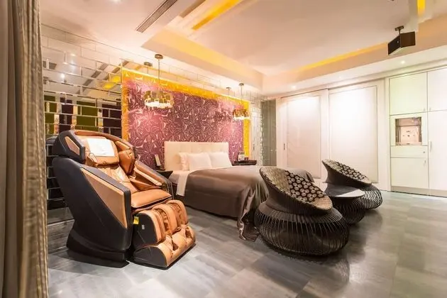 Luxury Tek Büyük Yataklı Oda